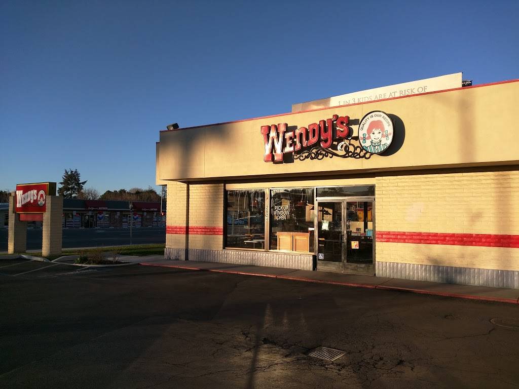 Wendys | restaurant | 2624 S Bascom Ave, San Jose, CA 95124, USA | 4083771562 OR +1 408-377-1562