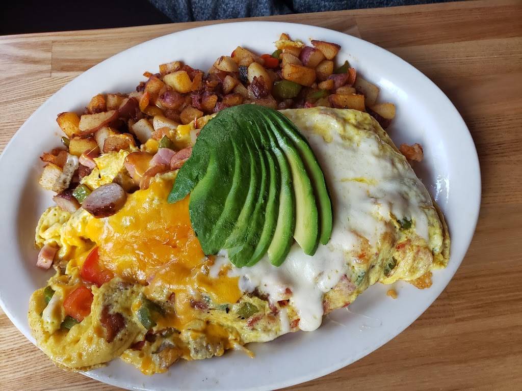 Old Country Inn | restaurant | 41126 Big Bear Blvd, Big Bear Lake, CA 92315, USA | 9098665600 OR +1 909-866-5600