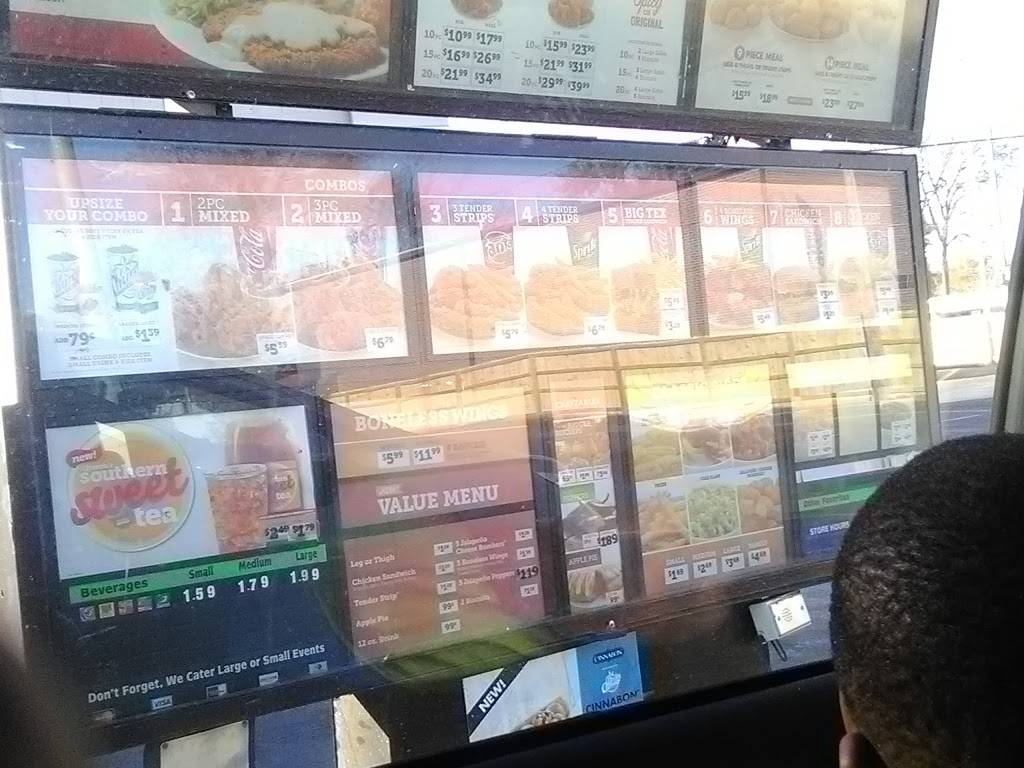 Churchs Chicken | restaurant | 9325 Blue Ridge Blvd, Kansas City, MO 64138, USA | 8167615153 OR +1 816-761-5153