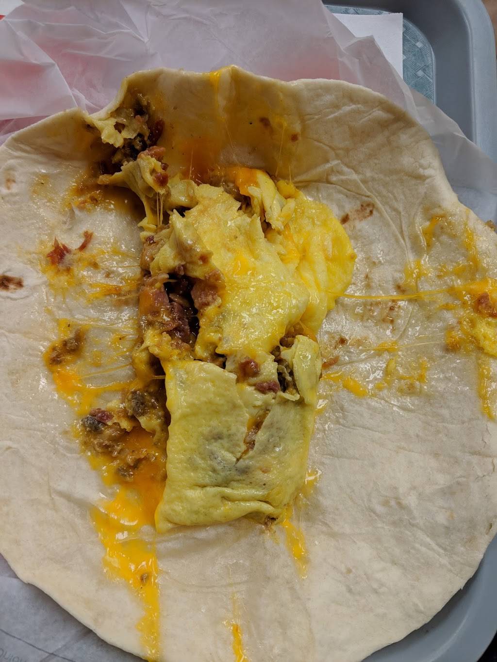 Hardees | restaurant | 1215 W Main St, Greenfield, IN 46140, USA | 3174622011 OR +1 317-462-2011