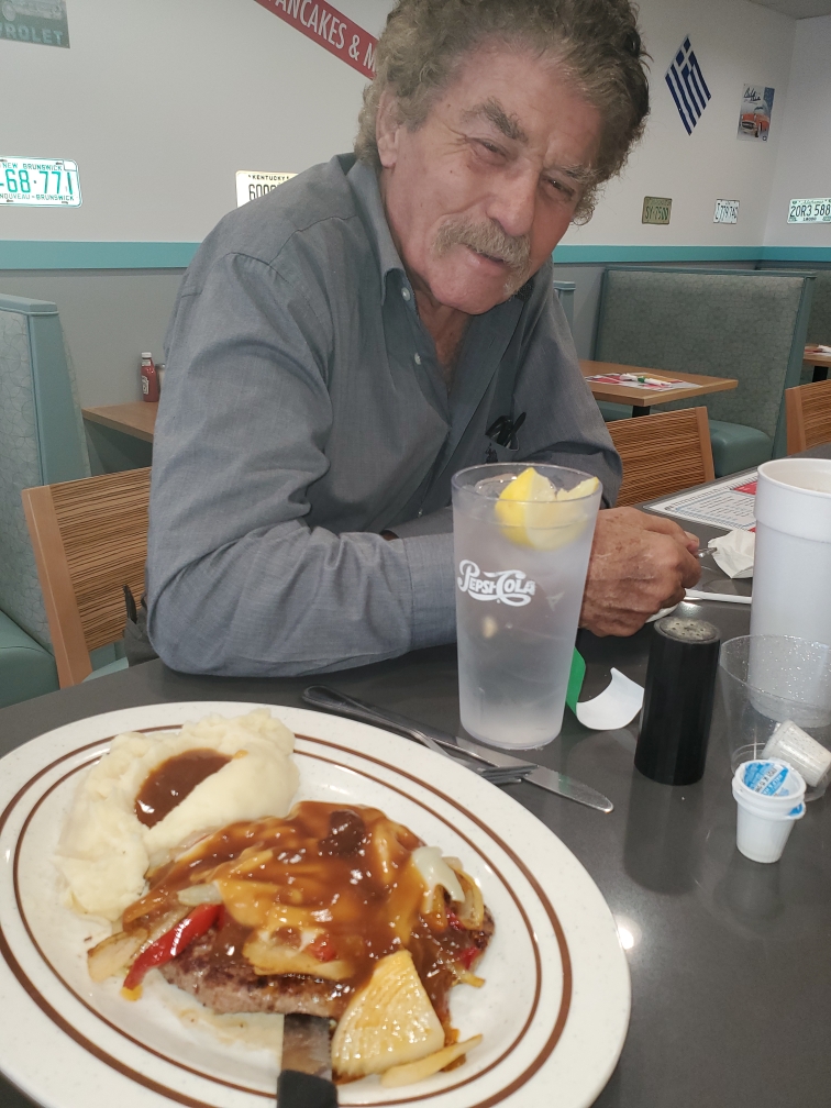 Seminole Diner | restaurant | 9124 Seminole Blvd, Seminole, FL 33772, USA | 7272026172 OR +1 727-202-6172