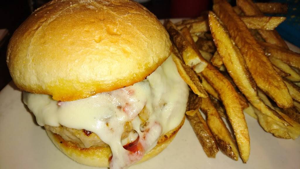 Twins Restaurant & Catering | restaurant | 4353 W Ridge Rd, Erie, PA 16506, USA | 8148358946 OR +1 814-835-8946