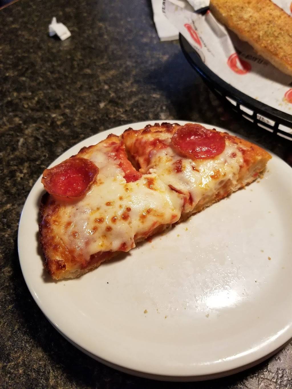 Pizza Hut | restaurant | 101 N Londonderry Square, Palmyra, PA 17078, USA | 7178322200 OR +1 717-832-2200