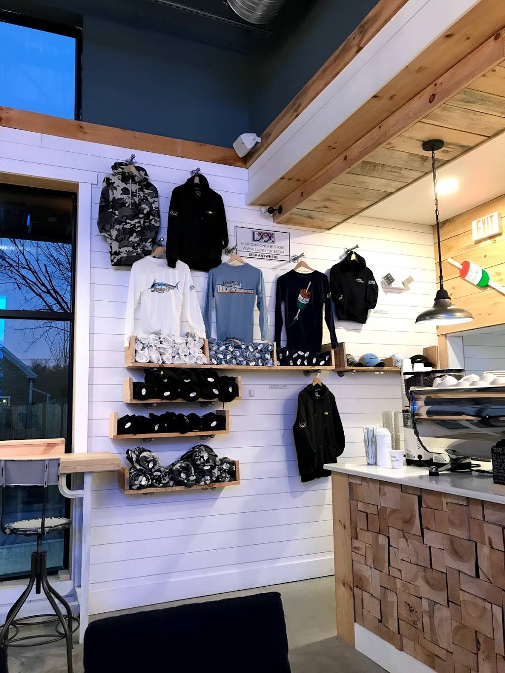 Lucky Finn Cafe | cafe | 2053 Washington Street At, Merchants Row Shopping Center, Hanover, MA 02339, USA | 7813473100 OR +1 781-347-3100