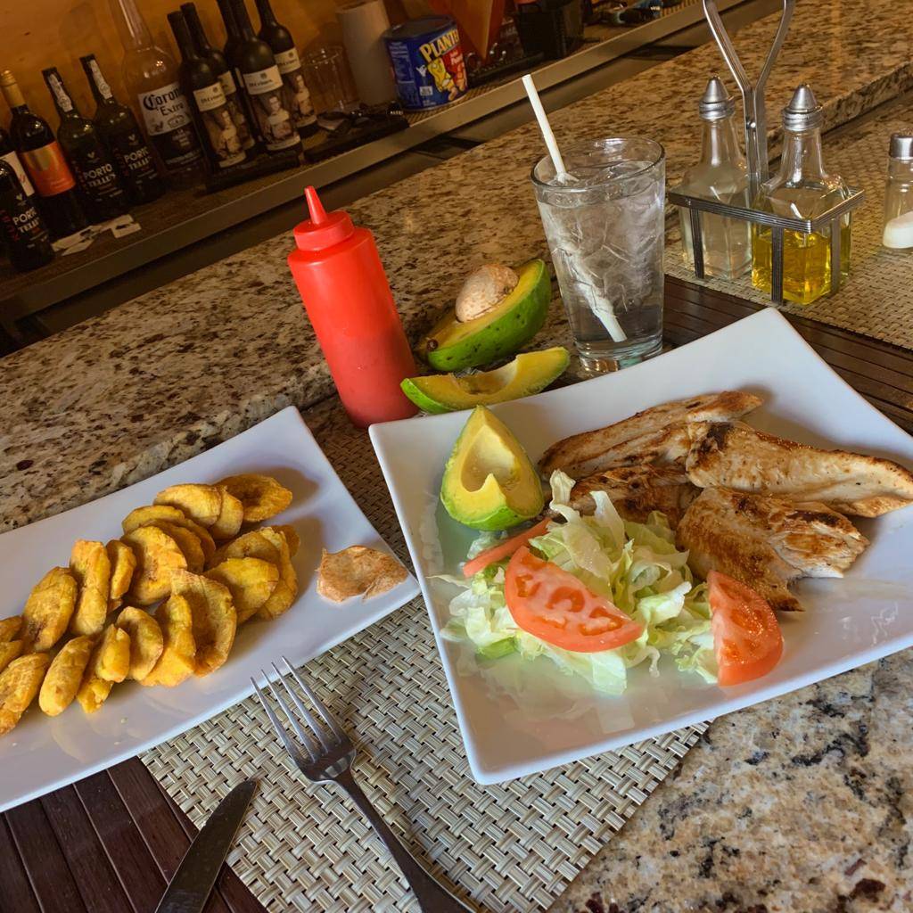 Mofongo House Restaurant | restaurant | 203 Adams St, Boston, MA 02122, USA | 6175060826 OR +1 617-506-0826