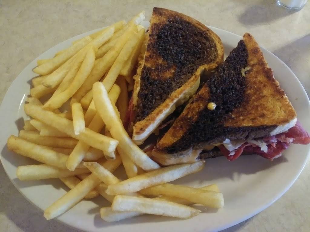 J J Rubys | restaurant | 2862 N State Rd, Ithaca, MI 48847, USA | 9898753000 OR +1 989-875-3000