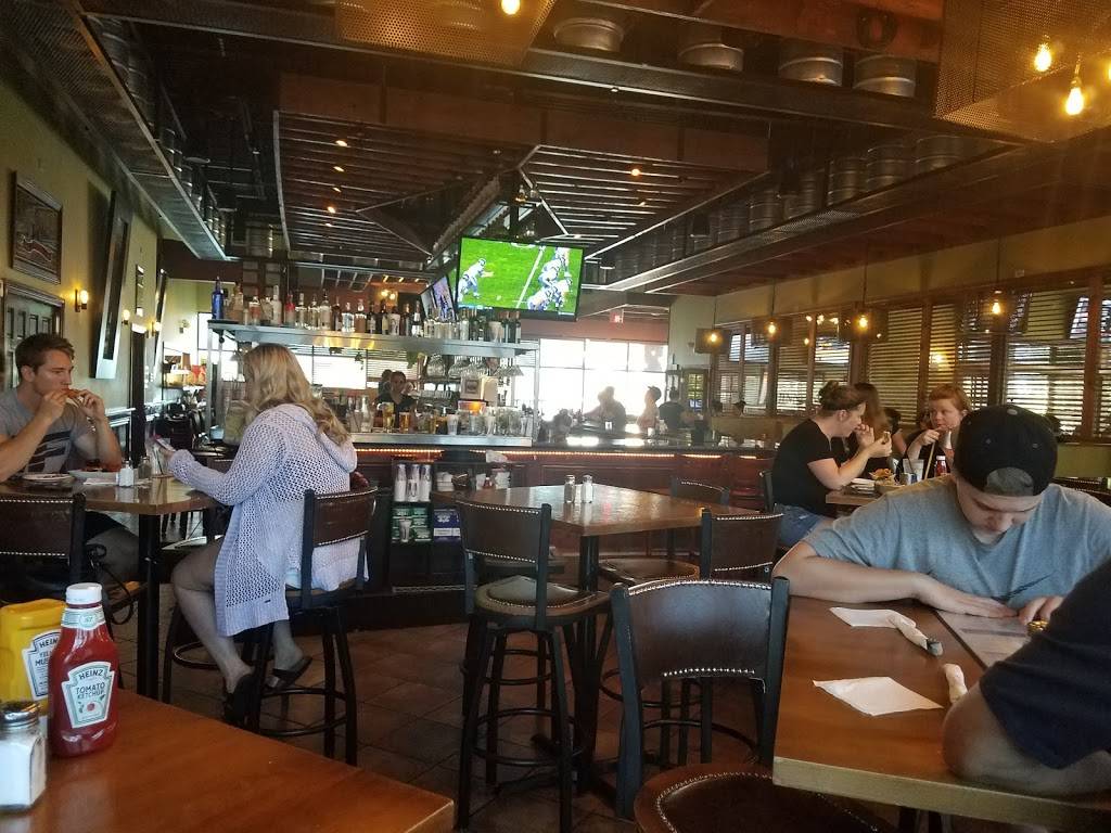 Bulldog Ale House | restaurant | 2387 Joliet Hwy, New Lenox, IL 60451, USA | 8154631333 OR +1 815-463-1333