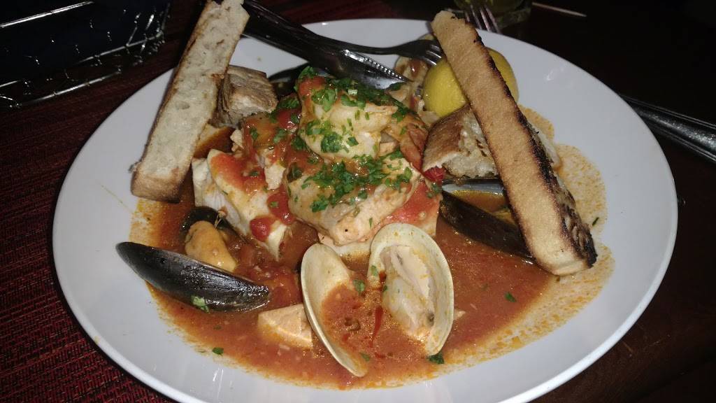 Mancys Bluewater Grille | restaurant | 461 W Dussel Dr, Maumee, OH 43537, USA | 4197242583 OR +1 419-724-2583