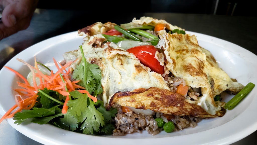 Thai Champa | restaurant | 938 E Burnside St, Portland, OR 97214, USA | 5037572504 OR +1 503-757-2504