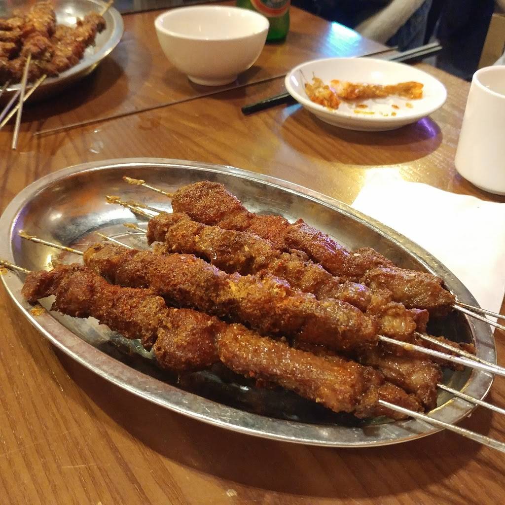 哈尔滨烧烤王 Harbin BBQ | restaurant | 3278 Midland Ave, Scarborough, ON M1V 0C9, Canada | 4167549333 OR +1 416-754-9333