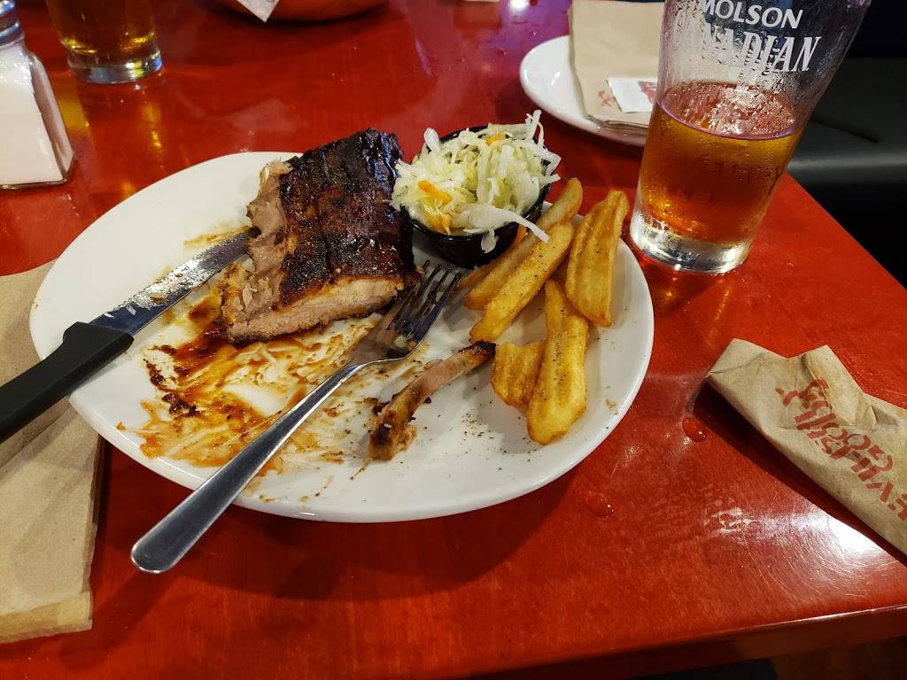 St. Louis Bar & Grill | restaurant | 353 Duckworth St, Barrie, ON L4M 5C2, Canada | 7052520999 OR +1 705-252-0999