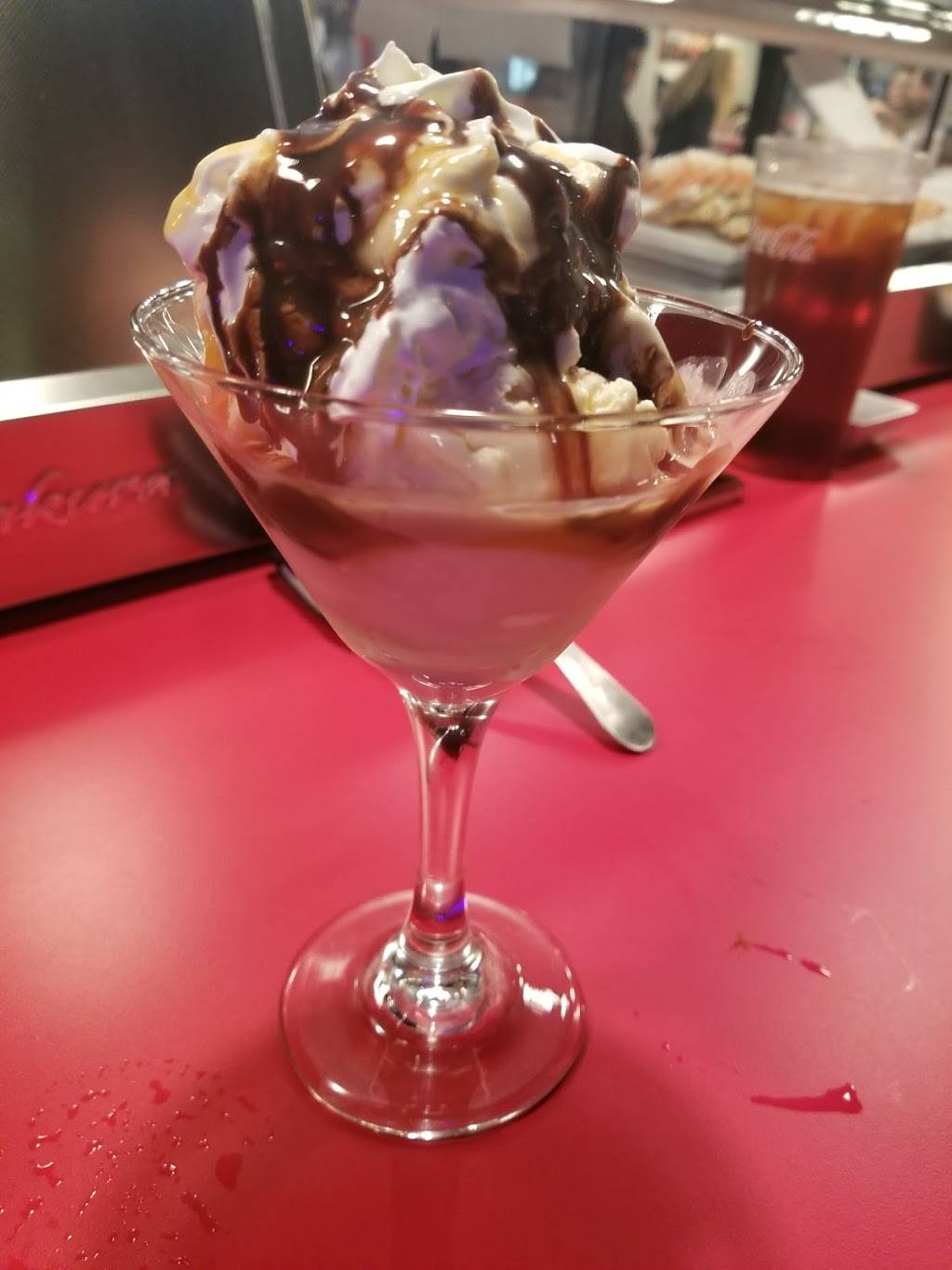 Rock n Roll Sushi | restaurant | 1470 Taylor Rd Space# 108, Montgomery, AL 36117, USA | 3343563641 OR +1 334-356-3641