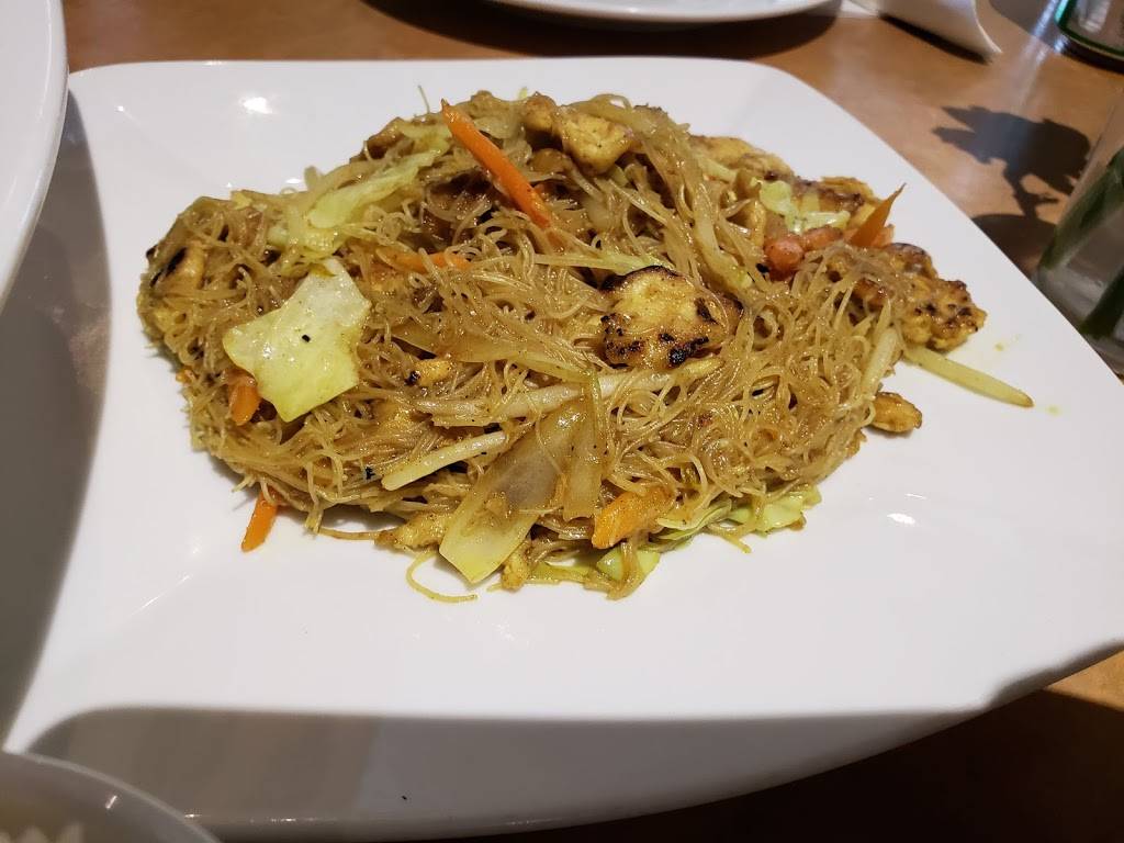 A Taste of Burma Restaurant | restaurant | 126 Edds Ln, Sterling, VA 20165, USA | 7034448510 OR +1 703-444-8510