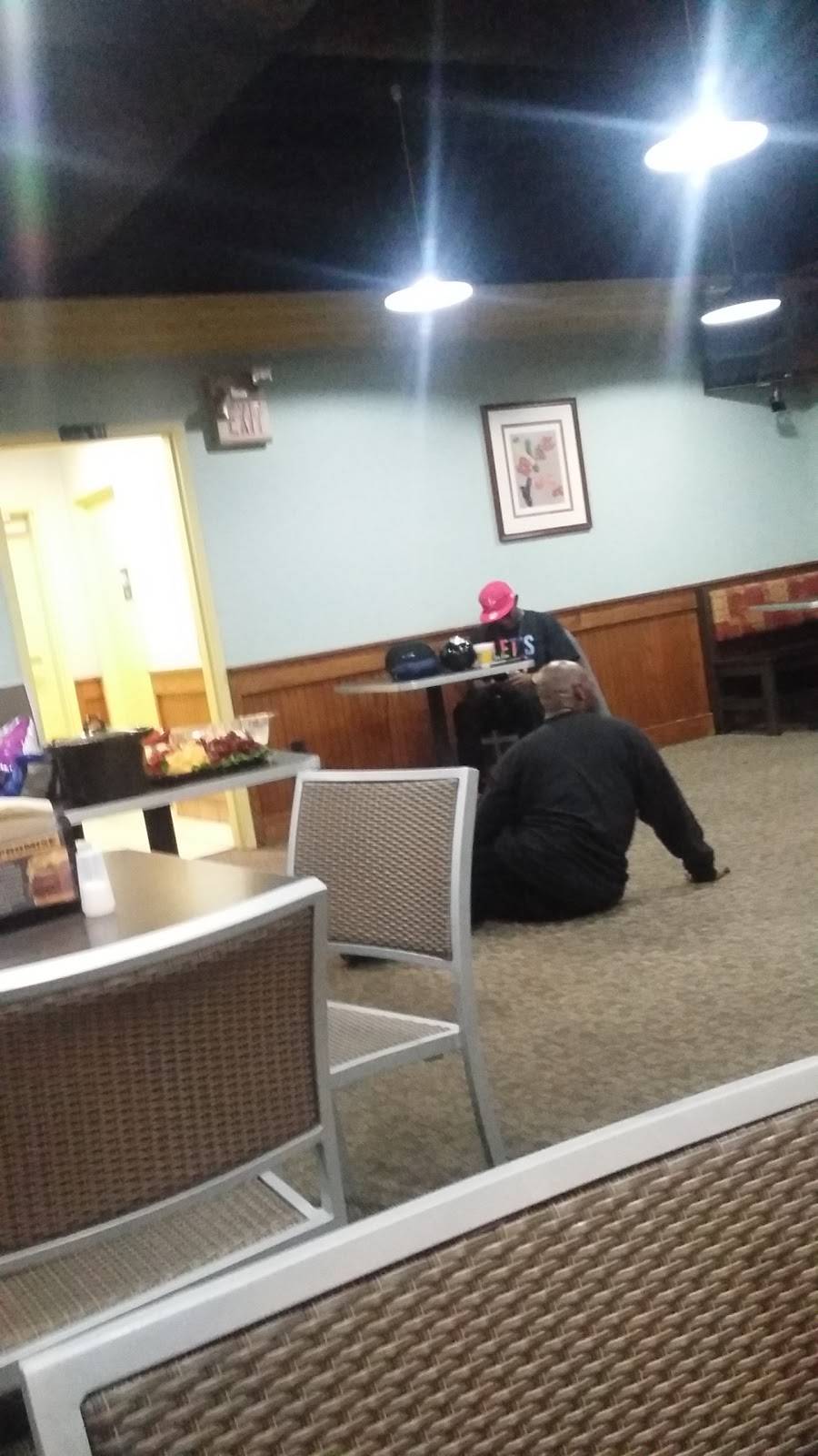 Back Yard Burgers | restaurant | 436 N Perkins Rd, Memphis, TN 38117, USA | 9017631833 OR +1 901-763-1833