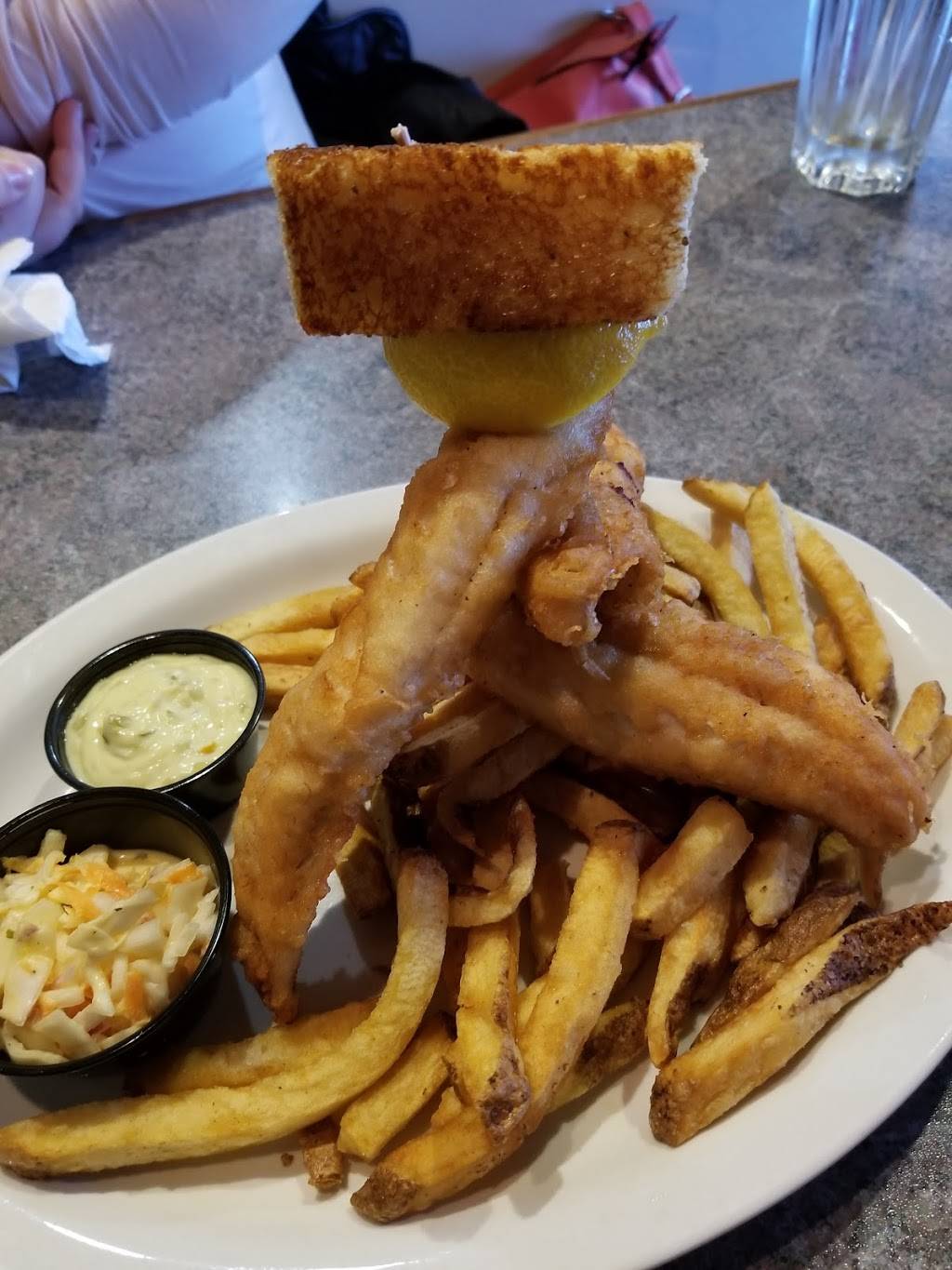 Vivians Country Cookin | restaurant | 224 Main Street of Courtland, Courtland, ON N0J 1E0, Canada | 5198427576 OR +1 519-842-7576