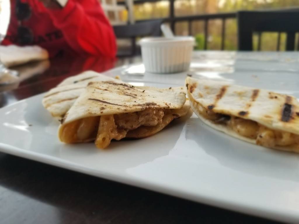 Kingston Grill | restaurant | 1105 Main St Suite 701, Forest Park, GA 30297, USA | 4044583968 OR +1 404-458-3968