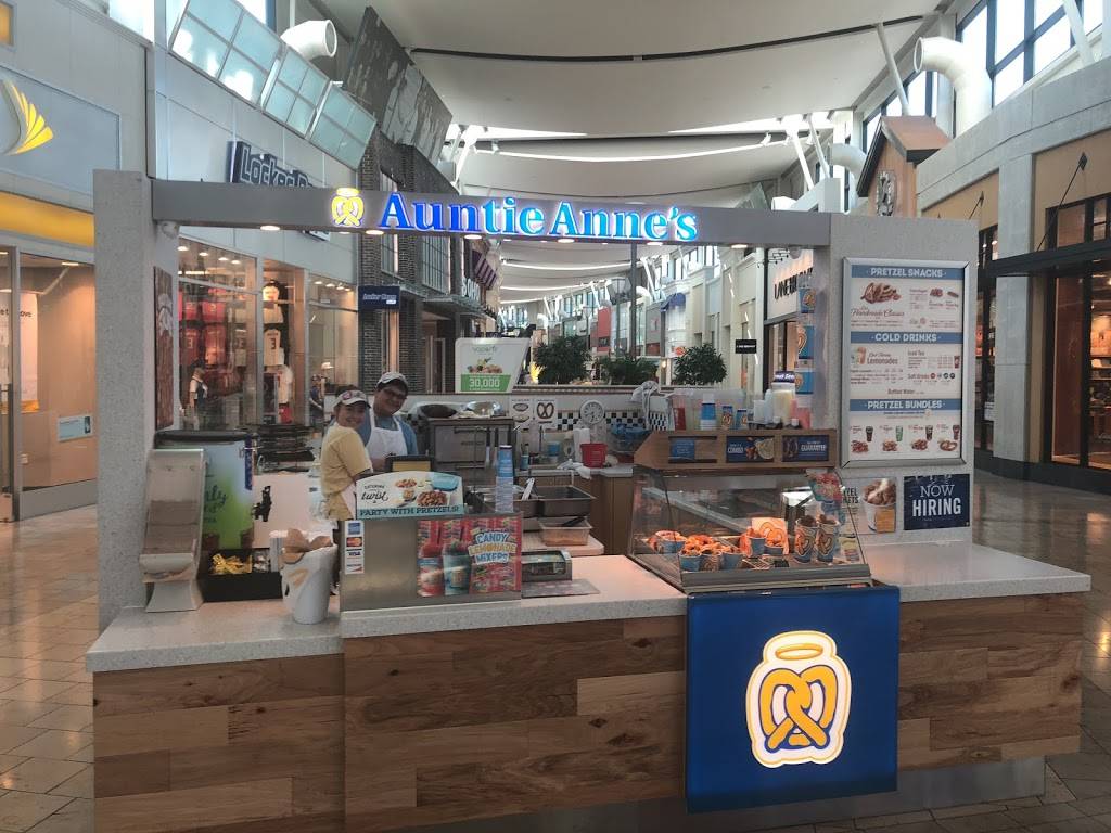 Auntie Annes | cafe | 9100 Citrus Park Town Center Mall, Tampa, FL 33625, USA | 8139205090 OR +1 813-920-5090