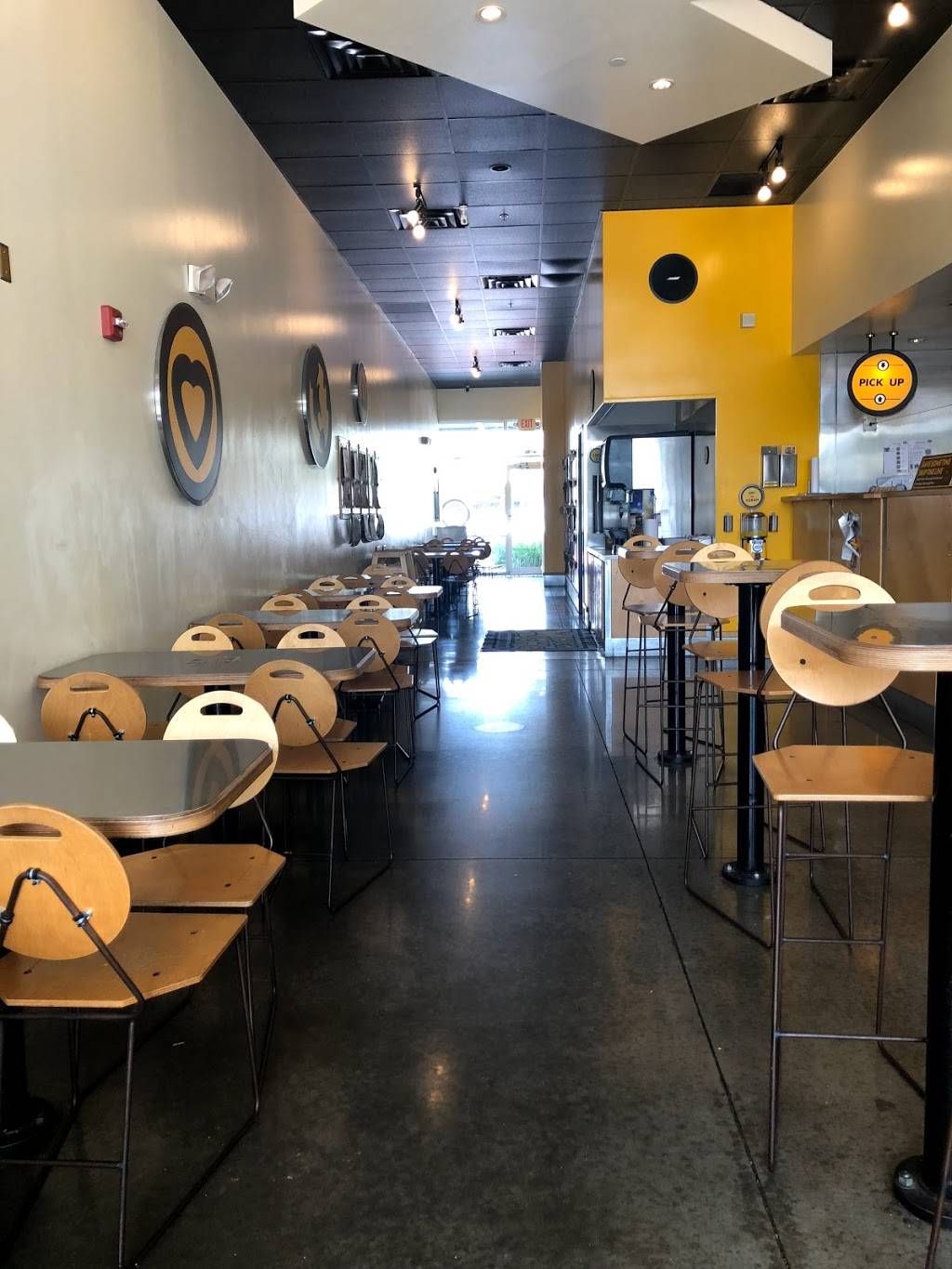 Which Wich Superior Sandwiches | restaurant | 201 University Oaks Blvd #1340, Round Rock, TX 78665, USA | 5122389424 OR +1 512-238-9424