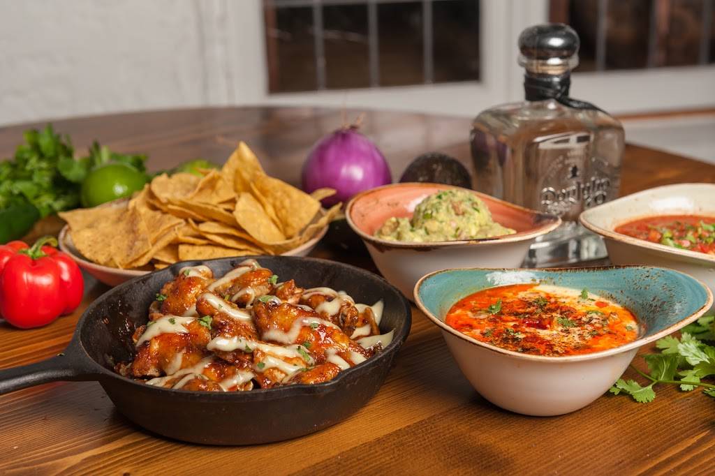 RuRus Tacos & Tequila | restaurant | 715 Providence Rd, Charlotte, NC 28207, USA | 7043327933 OR +1 704-332-7933