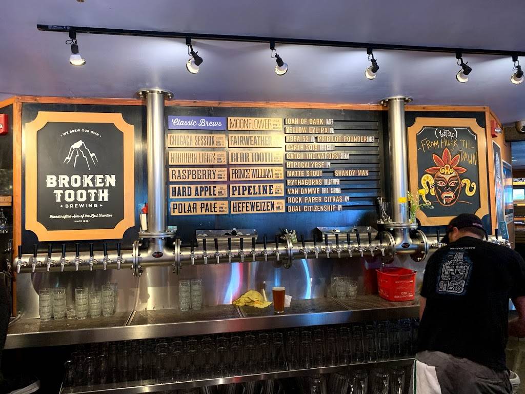 Mooses Tooth Pub & Pizzeria | restaurant | 3300 Old Seward Hwy, Anchorage, AK 99503, USA | 9072582537 OR +1 907-258-2537