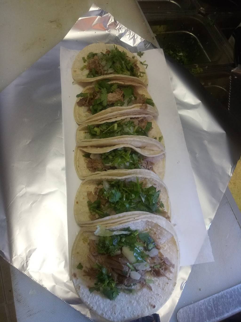 Mil Amores Taqueria | restaurant | 1009 N Pacific Ave, Kelso, WA 98626, USA | 3604252011 OR +1 360-425-2011