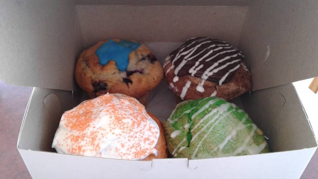 Maggies Magic Muffins Austintown | bakery | 5416 Mahoning Ave, Austintown, OH 44515, USA | 3307937500 OR +1 330-793-7500