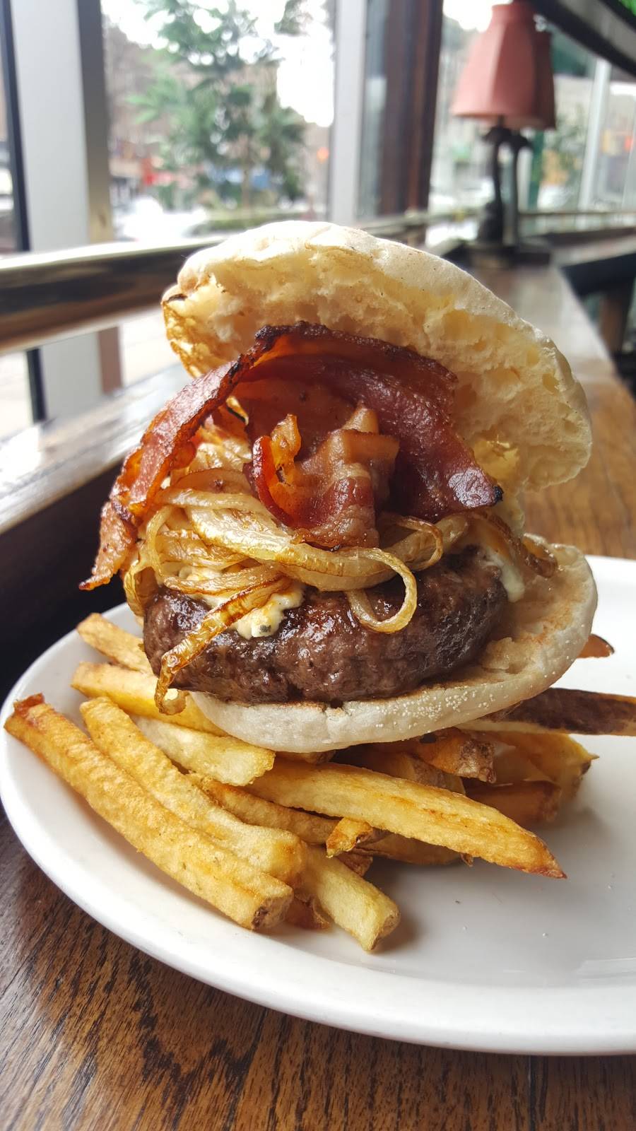 Skinflints | meal takeaway | 7902 5th Ave, Brooklyn, NY 11209, USA | 7187451116 OR +1 718-745-1116