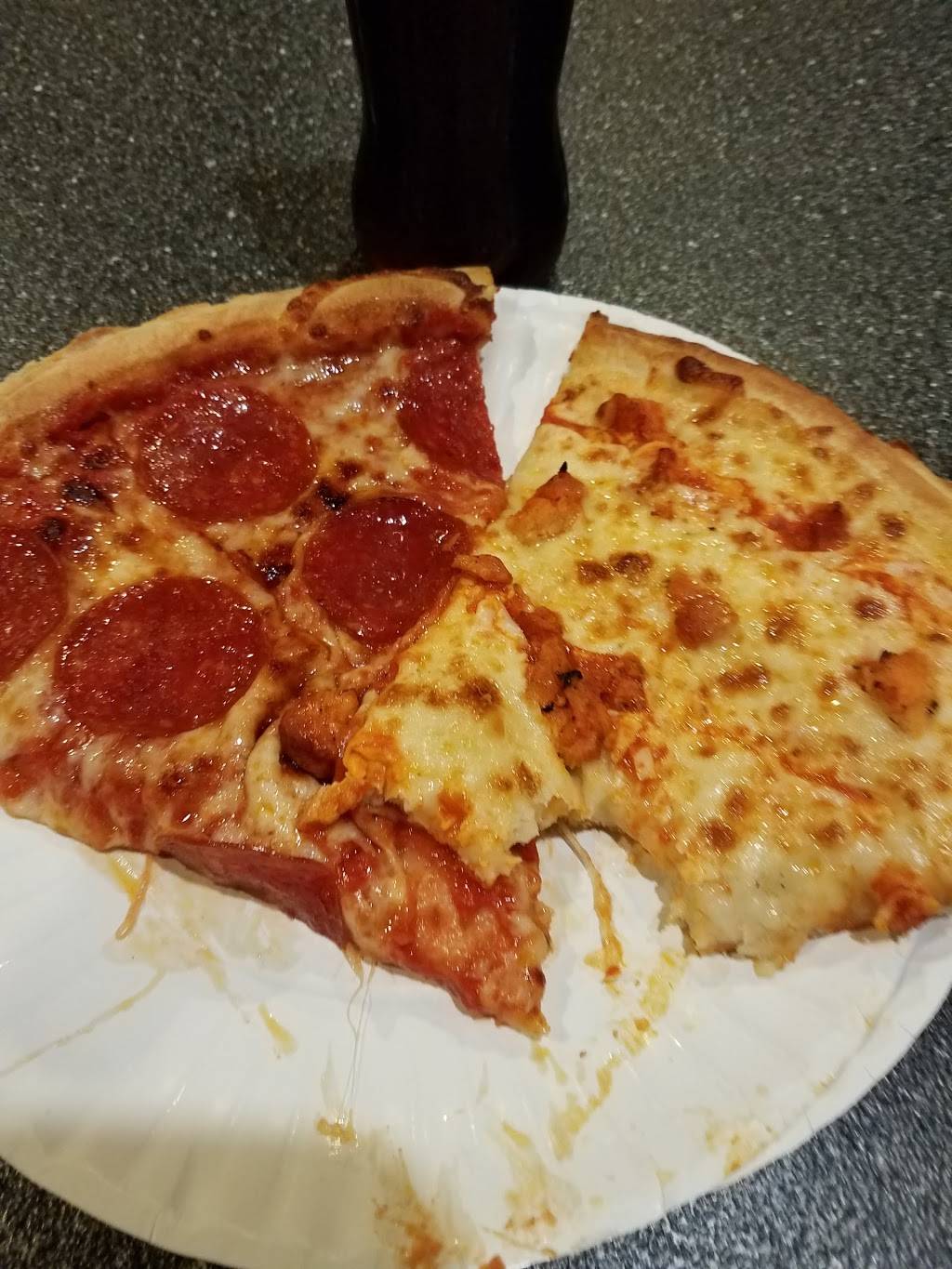 Bills Pizza | restaurant | 177 Commercial St, Portland, ME 04101, USA | 2077746166 OR +1 207-774-6166