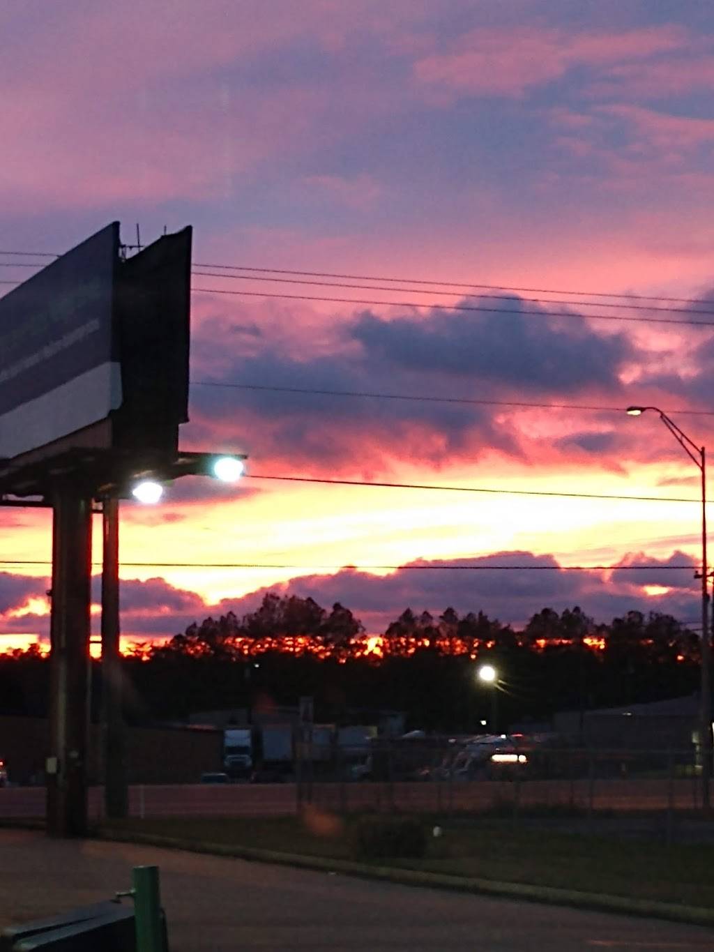 Sonic Drive-In | restaurant | 6872 US 49, Hattiesburg, MS 39402, USA | 6012686364 OR +1 601-268-6364