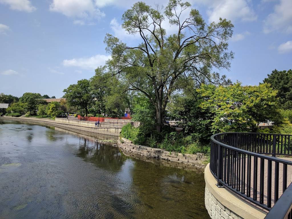 Downtown Naperville | shopping mall | 55 S Main St #351, Naperville, IL 60540, USA | 6305443367 OR +1 630-544-3367