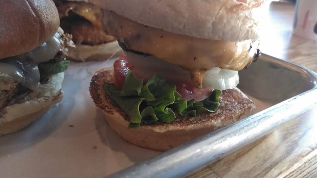 BurgerIM | restaurant | 2000-C, Harbison Dr, Vacaville, CA 95687, USA | 7075147738 OR +1 707-514-7738