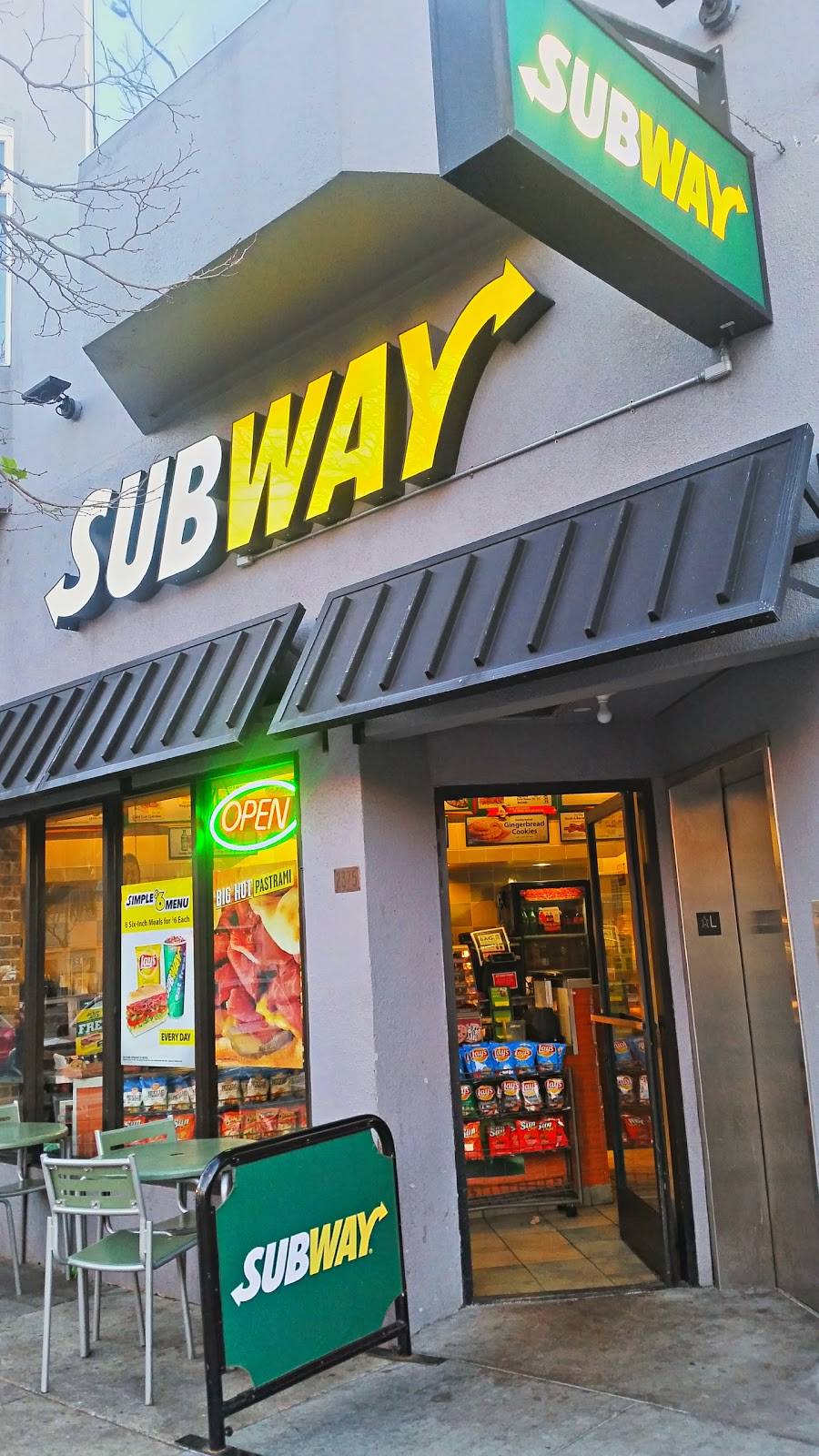 Subway Restaurants | restaurant | 2375 Market St, San Francisco, CA 94114, USA | 4158615006 OR +1 415-861-5006