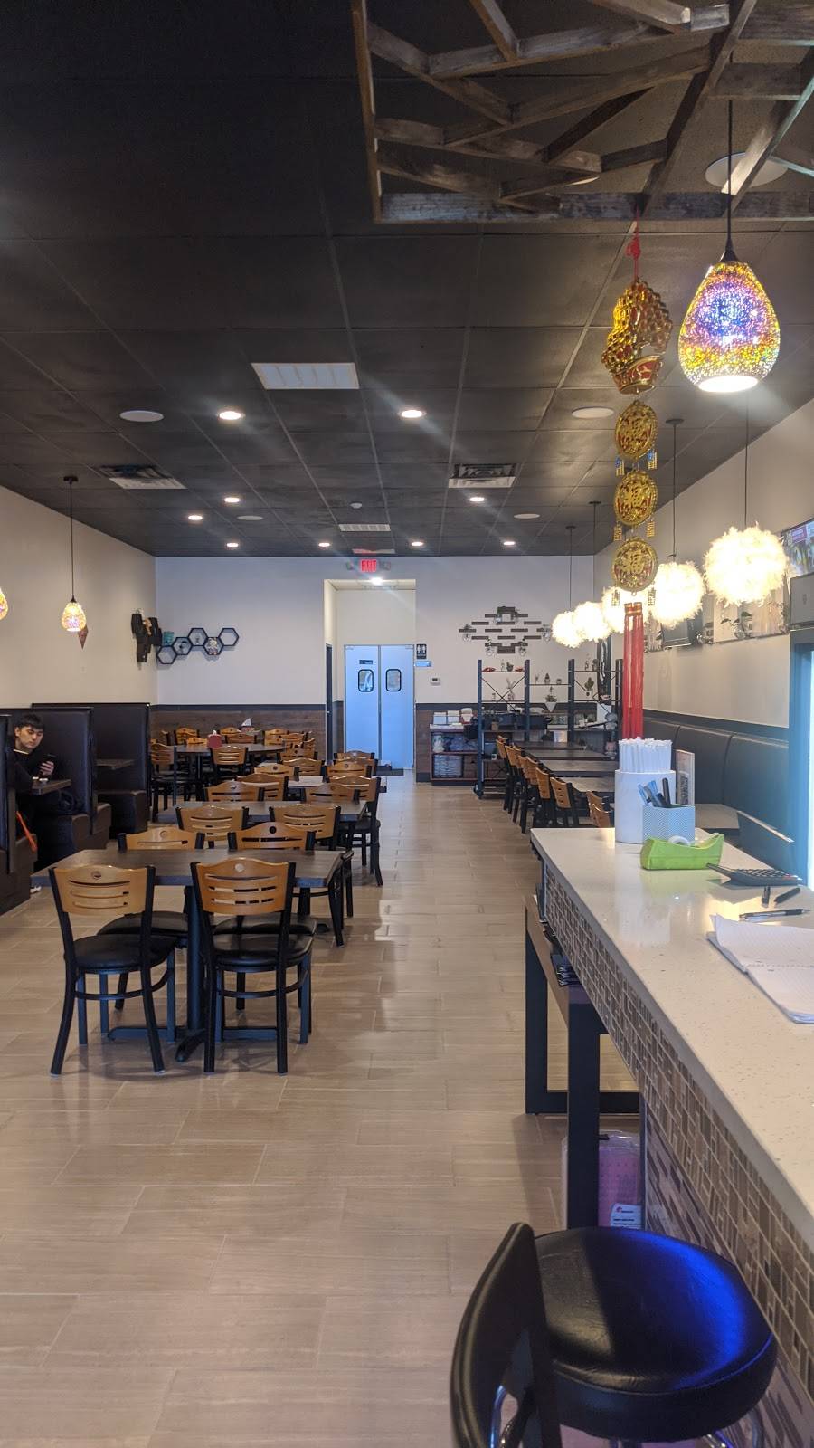 Limit Pool & Karaoke Club | restaurant | 2800 E Grand River Ave, East Lansing, MI 48823, USA | 5176642565 OR +1 517-664-2565