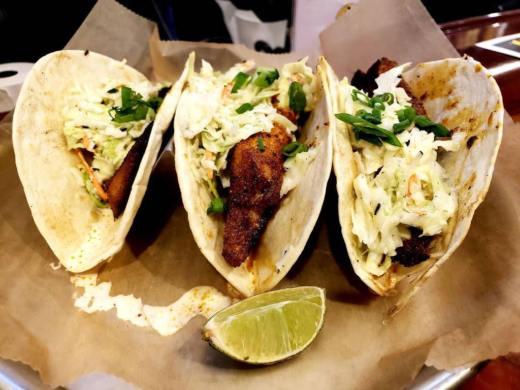 HopCat | restaurant | 2183 E Beltline Ave NE, Grand Rapids, MI 49525, USA | 6163690600 OR +1 616-369-0600