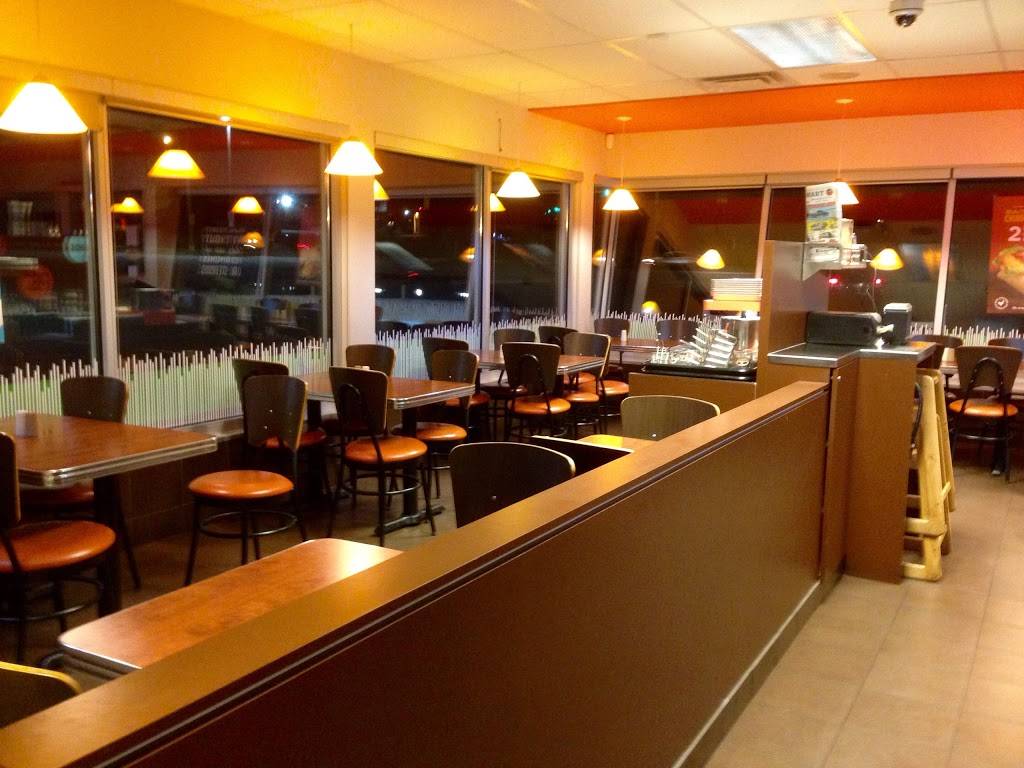 A&W Canada | restaurant | 315 Lincoln Rd, Waterloo, ON N2J 4H7, Canada | 5198887676 OR +1 519-888-7676