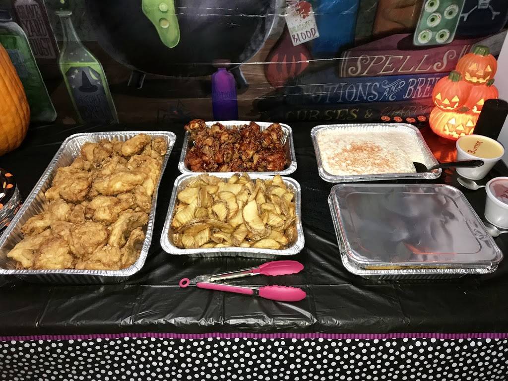 Chicken Place | restaurant | 15650 E Thirteen Mile Rd, Roseville, MI 48066, USA | 5867757700 OR +1 586-775-7700