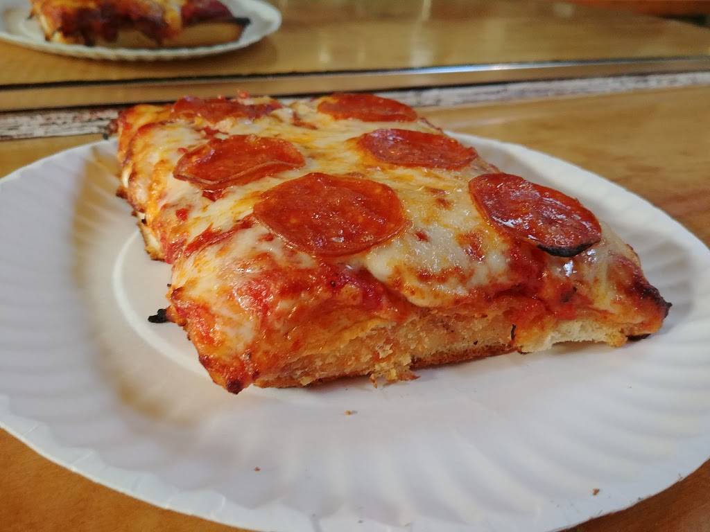 Marcellos Pizza | meal delivery | 420 Castro St, San Francisco, CA 94114, USA | 4158633900 OR +1 415-863-3900