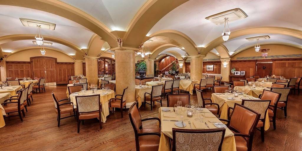 Capitol Grille | restaurant | 231 6th Ave N, Nashville, TN 37219, USA | 6153457116 OR +1 615-345-7116