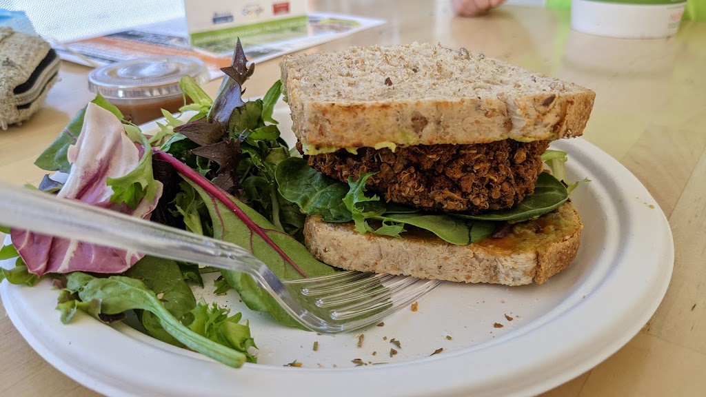 Good Life Organic Kitchen, Berks | restaurant | 2395 Lancaster Pike, Reading, PA 19607, USA | 6109242862 OR +1 610-924-2862