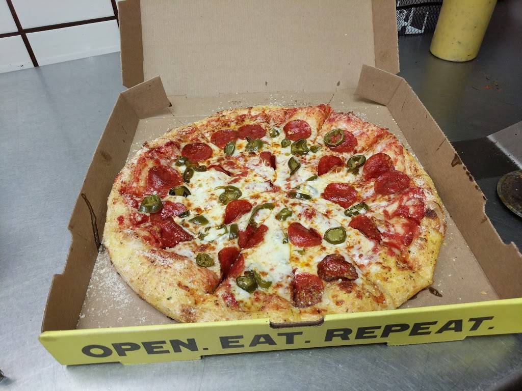 Hungry Howies Pizza | restaurant | 5380 S John Young Pkwy, Orlando, FL 32811, USA | 4079031880 OR +1 407-903-1880