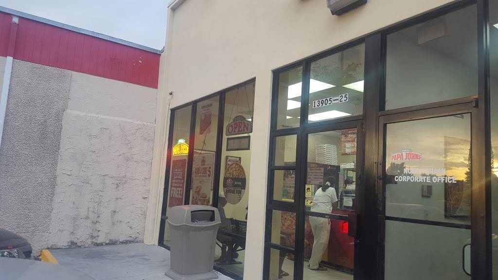 Papa Johns Pizza | restaurant | 13905 W Dixie Hwy, Miami, FL 33161, USA | 3058928700 OR +1 305-892-8700
