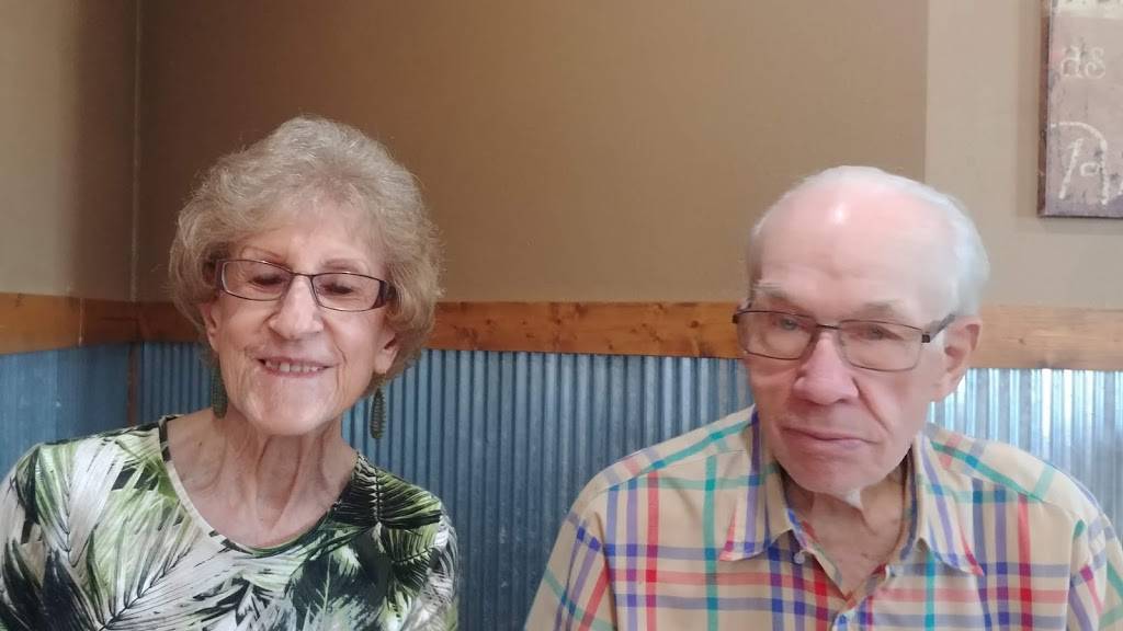 Pizza Ranch | meal delivery | 2020 W Bremer Ave, Waverly, IA 50677, USA | 3193522222 OR +1 319-352-2222