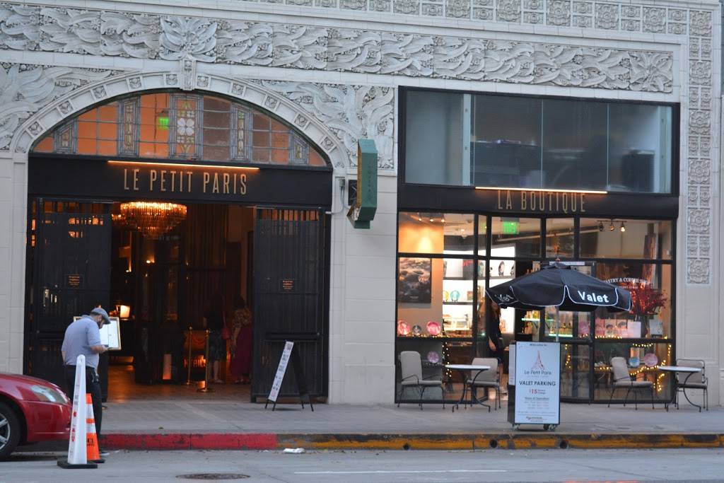 Le Petit Paris | night club | 418 S Spring St, Los Angeles, CA 90013, USA | 2132174445 OR +1 213-217-4445