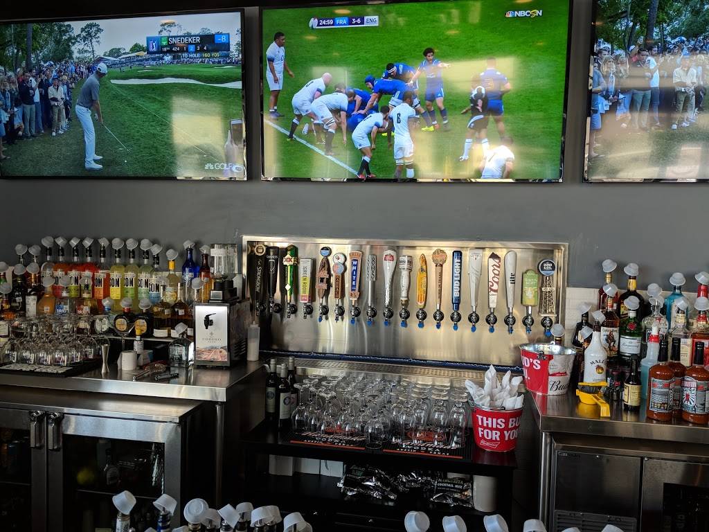 Double Schotts Sports Bar & Grill | restaurant | 2055 Central Plaza Suite 102, New Braunfels, TX 78130, USA | 8306325355 OR +1 830-632-5355