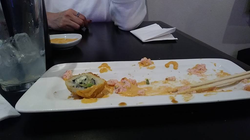 Katsura Sushi | restaurant | 1920 N Zaragoza Rd # 112, El Paso, TX 79938, USA | 9158572222 OR +1 915-857-2222