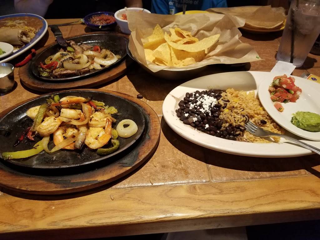 On the Border Mexican Grill & Cantina | restaurant | 103 Fletcher Pkwy, El Cajon, CA 92020, USA | 6194410200 OR +1 619-441-0200