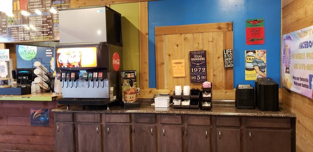 Wings Over Seagoville | restaurant | 1701 N Hwy 175, Seagoville, TX 75159, USA | 9722871191 OR +1 972-287-1191