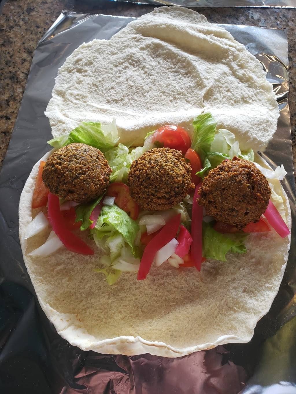 Royal Shawarma | restaurant | 1540 North Service Rd W, Oakville, ON L6M 4A1, Canada | 9054698366 OR +1 905-469-8366