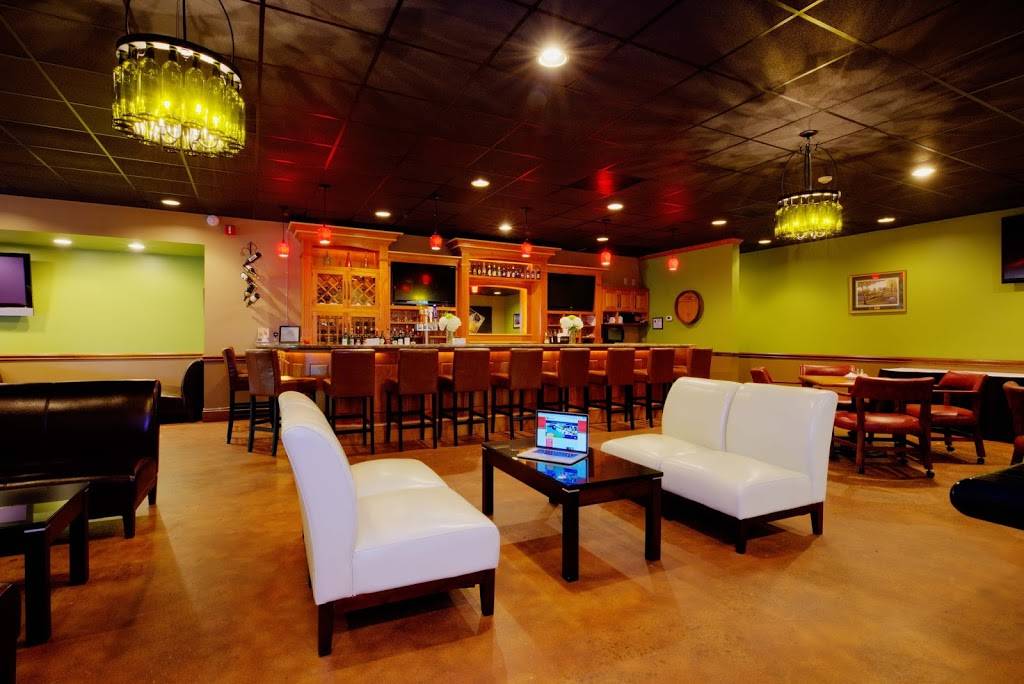 Village Inn Hotel and Event Center | restaurant | 6205 Ramada Dr, Clemmons, NC 27012, USA | 3367669121 OR +1 336-766-9121