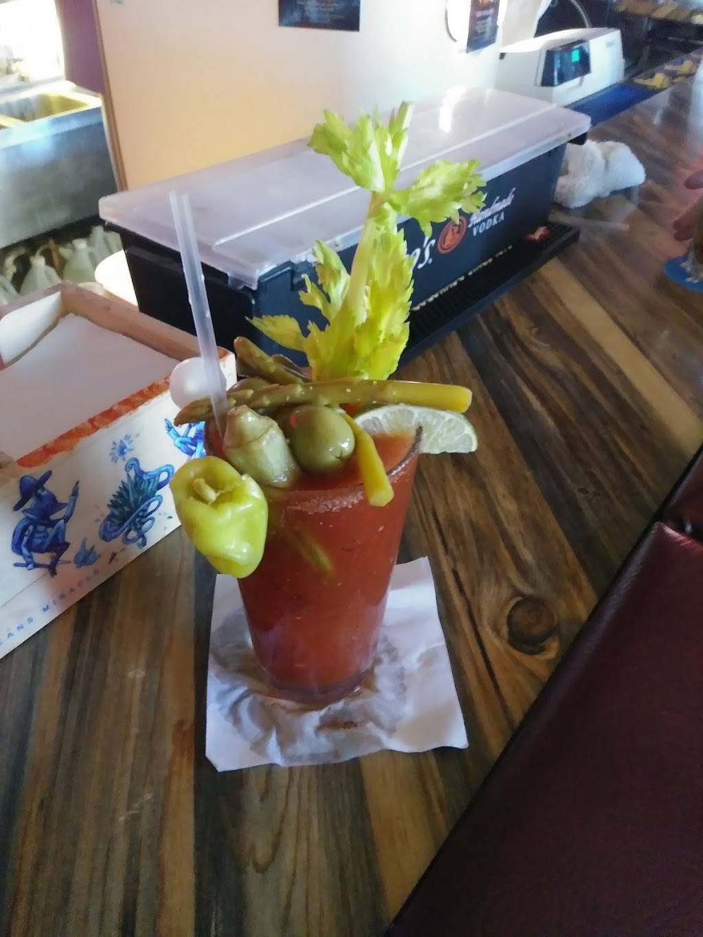 Full House Bar | restaurant | 4272 S Broadway, Englewood, CO 80113, USA | 7204854494 OR +1 720-485-4494